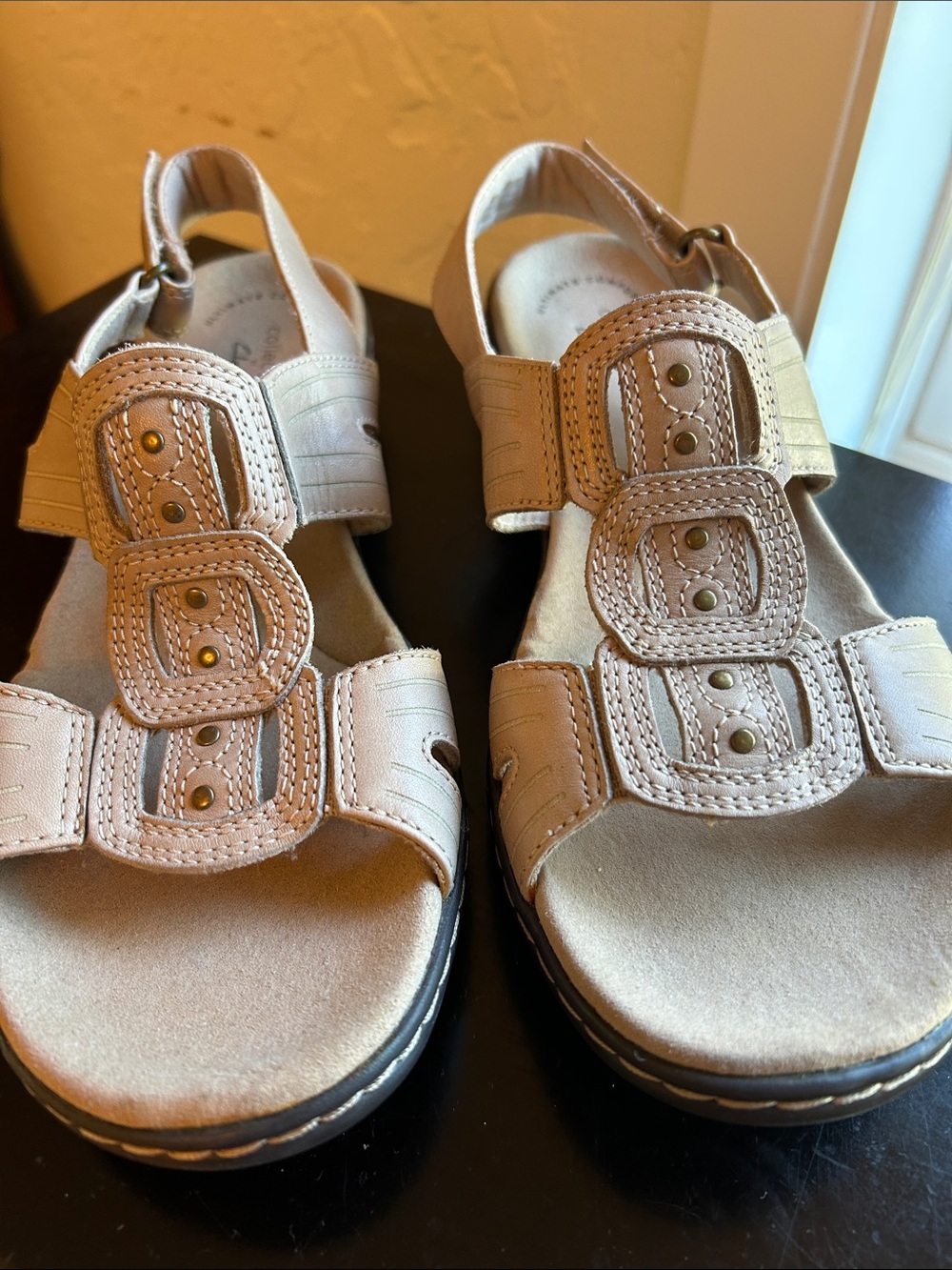 Clarks Collection tan adjustable strap sandals size 7.5